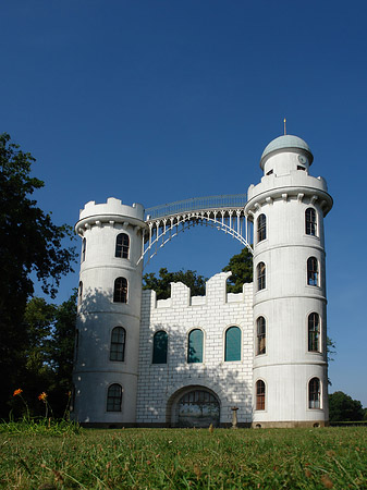 Foto Schloss auf der Pfaueninsel - Berlin