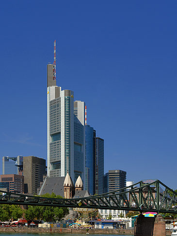 Foto Commerzbank mit eisernem Steg