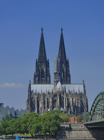 Foto Hohenzollernbrücke beim Kölner Dom - Köln