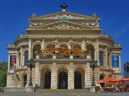 Fotos Alte Oper mit Schirmen | Frankfurt am Main