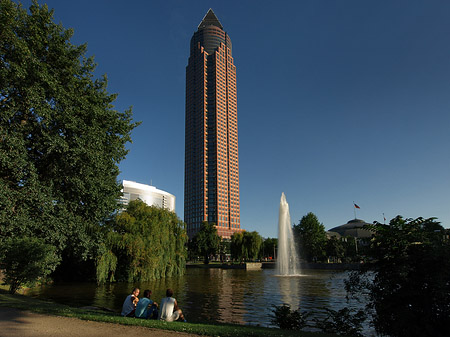 Fotos Messeturm mit Ludwig-Erhard-Anlage | Frankfurt am Main