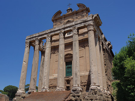 Foto Tempel des Antoninus Pius und der Faustina - Rom