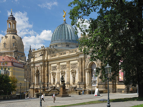 Foto Frauenkirche und Kunstakademie