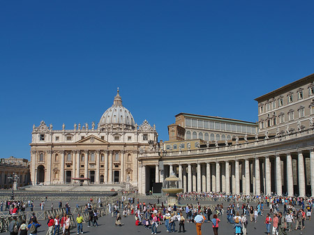 Fotos Obelisk mit dem Petersdom | 